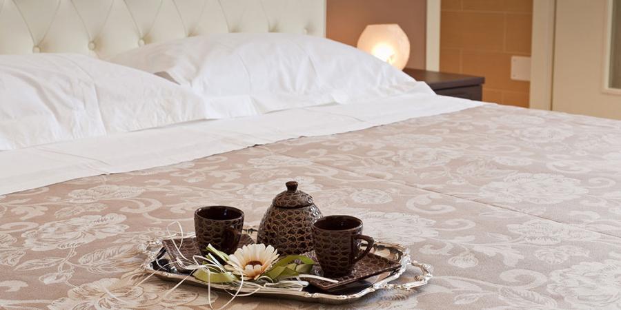 Hotel La Campana Казарано Екстериор снимка